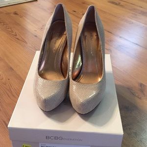 BCBGeneration BG Parade Pump